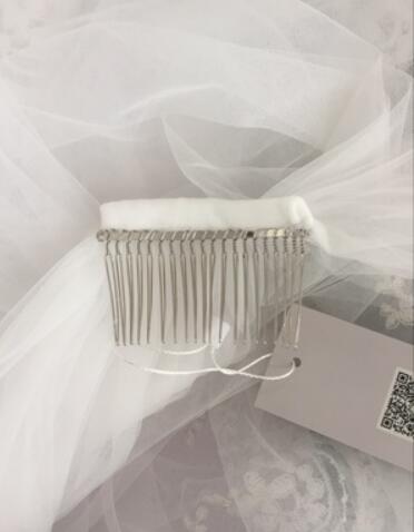 【長さが3種類選べる】リボン付き、刺繍入り縁取りロングベール・ウェディングベール【オフホワイト】【コーム付き】ブライズメイド