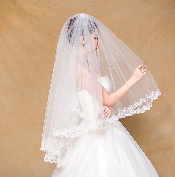 豪華2段【コーム付き】ウェディングベール. フェイスアップベールに最適【オフホワイト】【ホワイト】1段目約60cm、2段目約90cm　　ブライズメイド ハロウィン