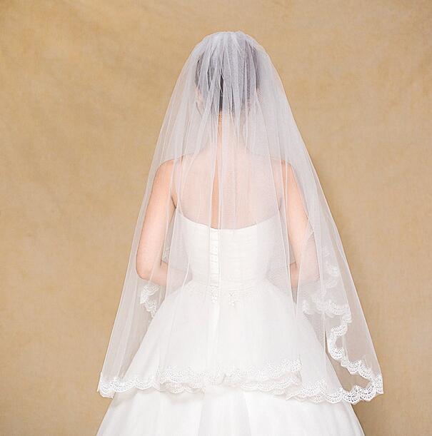豪華2段【コーム付き】ウェディングベール. フェイスアップベールに最適【オフホワイト】【ホワイト】1段目約60cm、2段目約90cm　　ブライズメイド ハロウィン