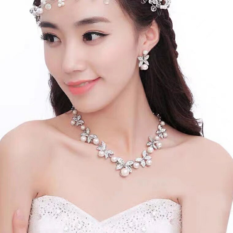 【普通郵便送料無料】結婚式、花嫁アイテム、ブライダルアクセサリーのネックレス&ピアスorイヤリングの2点ジュエリーセット ブライズメイド