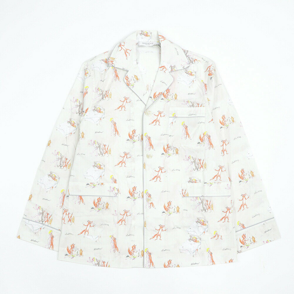 ブランド MAISON KITSUNE/メゾン キツネ アイテム JM00463WC4013 M100 / トップス カラー オフホワイト サイズ XS: 肩幅44cm 身幅52cm 袖丈60cm 着丈70.5cm S: 肩幅44.5cm 身幅53cm 袖丈62cm 着丈73cm M: 肩幅46cm 身幅55cm 袖丈65cm 着丈76cm L: 肩幅46.5cm 身幅57cm 袖丈65.5cm 着丈76cm XL: 肩幅47.5cm 身幅60cm 袖丈66cm 着丈77cm 素材 コットン100％ 付属品 保存袋 ※保存袋に汚れがある場合がございます。 予めご了承ください。 ラッピング 一部商品のギフトラッピングは有料になります。 ギフトラッピングのご購入はこちらから 当店のギフトラッピングについてはこちらから 仕様 透け感あり 備考 新品 ※輸入時より商品タグが付属していない商品がございます。 予めご了承ください。 ※商品によって個体差や計測の方法により2〜3cmの誤差が出る場合がございます。 ※わずかなヨゴレはご了承くださいませ。 管理番号 3MSK10-00341 　　　　　 ブランド説明 2001年、Gildas Loaec(ジルダ・ロアエック)と黒木理也(クロキ・マサヤ)がパリにてKITSUNE(キツネ)をスタート。後にメゾンキツネに改名。 ファッションブランドが「MAISON KITSUNE」、音楽レーベルが「KITSUNE MUSIQUE」、そしてカフェ業態が「CAFE KITSUNE」として運営している。 元々オーセンティックな要素の強いキツネだが、元セリーヌで活躍していた韓国出身のユニ・アンをクリエイティブチームに加えることにより、19AWから新たな'キツネスタイル'が提案されている。 　　　　　 モデル情報/着用サイズ -