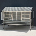 金属製鶏小屋、車輪と漏斗トレイ付きの屋外用ウサギ小屋、小動物家禽用の噛みつき防止モルモットケージ(150*70*117cm)