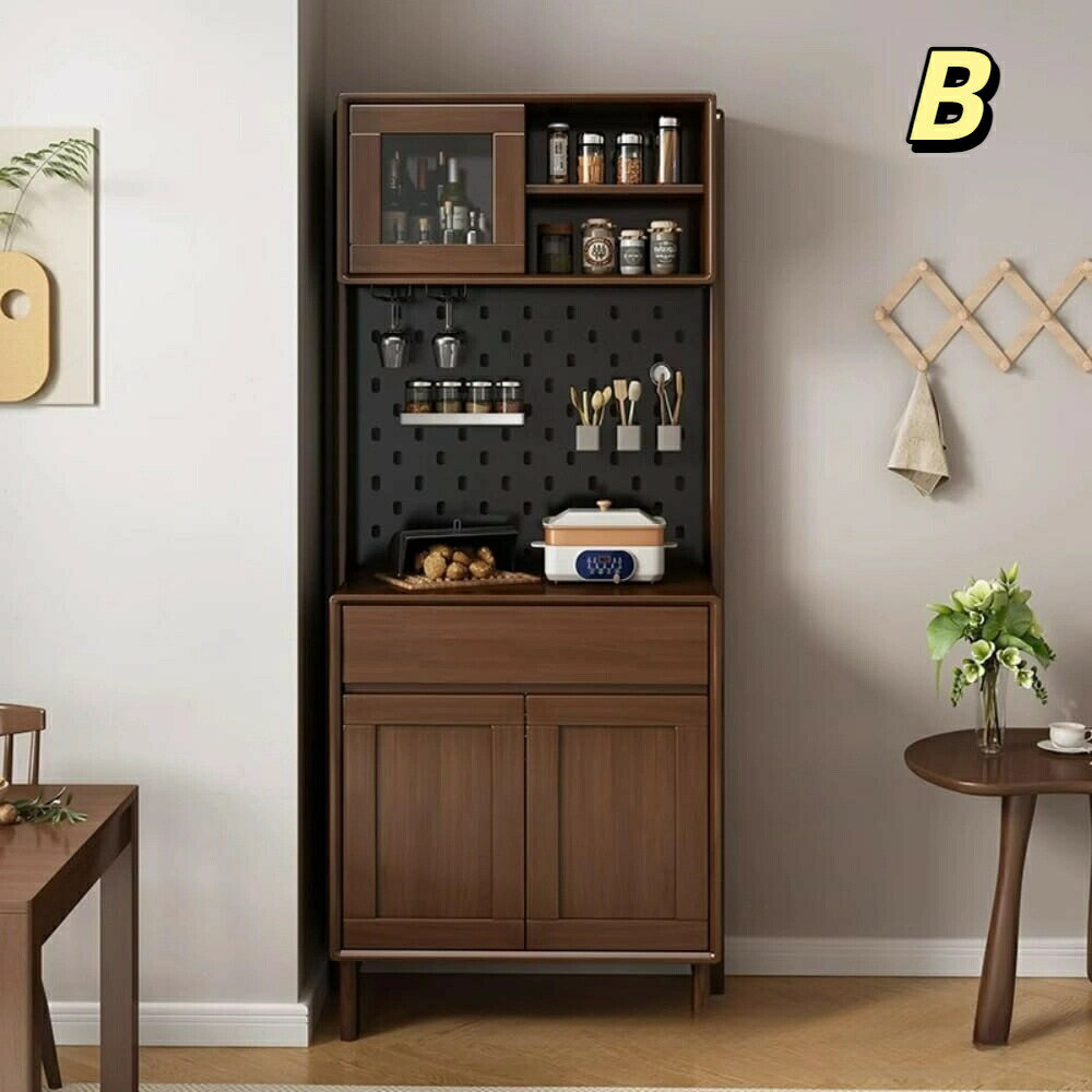 北欧風 天然木製 大容量ダイニングボード 多機能収納キャビネット - ピーグボード（穴あきパネル）付き 食器・ワイン・調味料分類収納 キッチン/リビング兼用