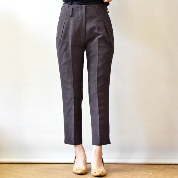 support surface サポートサーフェス　モアレ生地 ワンタック クロップドパンツ(ss010)