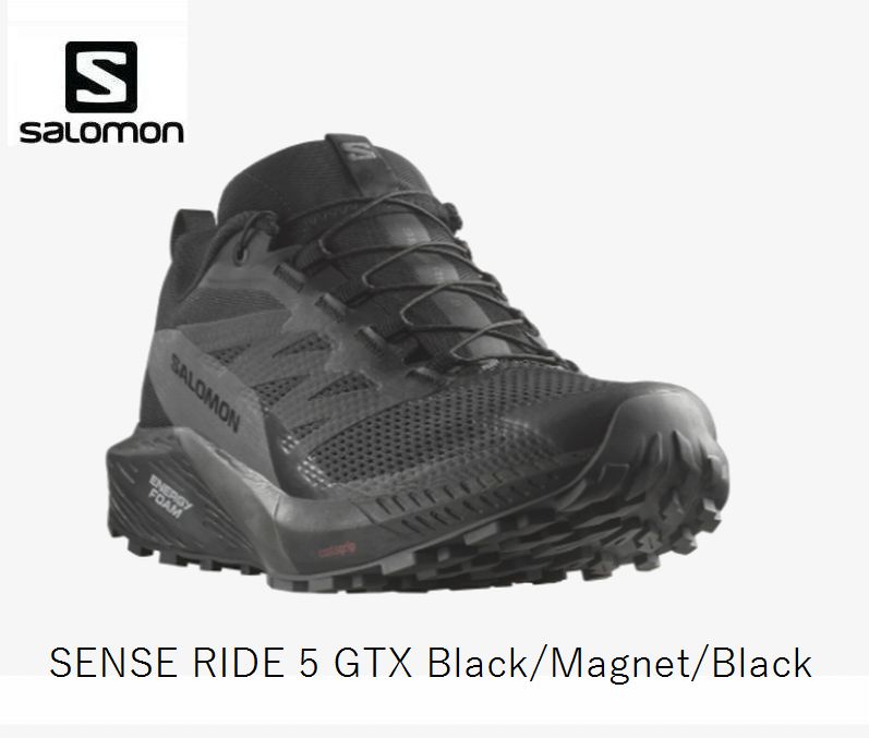 メーカー名：SALOMON 商品名：SENSE RIDE 5 GTX 品番：L47147200 カラー：Black/Magnet/Black 男性用トレイルランニングシューズ SENSE RIDE 5 GORE-TEX は、短距離のハイペースランからウルトラディスタンスまですべてをこなす防水トレイルシューズ。クッション性と反応性のバランスの良いミッドソール、適度なホールド感をもたらす Engineered Mesh アッパーと SensiFit TM を搭載し、地面を選ばず快適な履き心地で最高のパフォーマンスを発揮します。 クッション性と反応性 Energy Foam ミッドソールで優れたクッション性と適切な反応性を両立させました。 あらゆる地面に対応するグリップ 接地面への密着性を高めさまざまな地面で安定した走りを可能にする All Terrain Contagrip R を採用。 防水性 軽くしなやかで耐久性に優れた 3D Mesh アッパーが快適なホールド感を提供。 アウトソール: All Terrain Contagrip R 当社の All Terrain Contagrip? は文字通りあらゆる表面に対応する設計。濡れた路面や乾いた路面、岩場や泥道など、あらゆるコンディションで高い耐久性と安定性を発揮します。 アッパー素材: 3D Mesh 通気性を最大限に高めるオープン 3D メッシュ。 アッパー構造: SensiFit TM SensiFit? はミッドソールからレーシングシステムまで足全体を優しく包み、オーダーメイドのようなフィット感を実現。足がしっかり固定され、履き心地抜群です。 メンブレン: GORE-TEX R GORE-TEX? は、外部の湿気をシャットアウトし、汗による蒸れも防止します。 防水性能　GORE-TEX　R 重量　308g アッパー　テキスタイル／合成素材 アウトソール　ラバー ライナー　テキスタイル インソール　テキスタイル かかと部高さ　29.6mm 前足部高さ　21.3mm ドロップ　8mm シューレースのタイプ　Quicklace TM メーカー希望小売価格はメーカーサイトに基づいて掲載しています