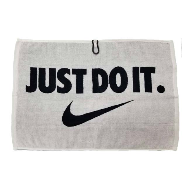 在庫処分特価】ナイキ(NIKE) ジャガード織 JUST DO IT. ゴルフタオル カラビナ付き N1007200101OS／GF4006／GF4006-101 ホワイト×ブラック(23y1m)[次回使えるクーポンプレゼント]