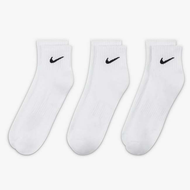 ＼18日〜22日！決算祭4弾8％OFFクーポン／【同色3足組】ナイキ(NIKE) ユニセックス...