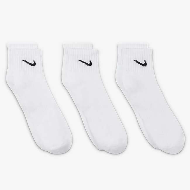 ＼18日〜22日！決算祭4弾8％OFFクーポン／【同色3足組】ナイキ(NIKE) ユニセックス...