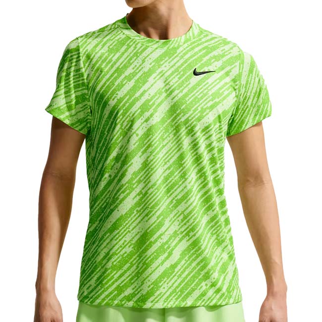 5日~11日8％OFFクーポン！【日本サイズ】ナイキ(NIKE) 2026 SP メンズ コート ヴィクトリー Dri-FIT プリント ゲームシャツ IB1531-307 ミーングリーン×BK(26y1mテニス用ゲームウェア)[次回使えるクーポンプレゼント]