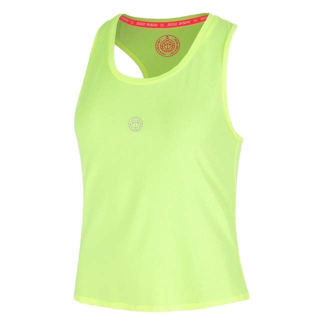 SPEC カラーネオンライム(702) サイズEU-XS／JP-S、EU-S／JP-M、EU-M／JP-L、EU-L／JP-XL 素材リサイクルポリエステル92%、ポリウレタン8% 名称BIDI BADU Out of Control Racerback Tank Top Women 原産国/製造国中国 仕様・特徴完璧なフィット感と鮮やかなデザインがテニスのダイナミックな精神を反映しているOut of Controlシリーズ。活気に満ちた躍動的なデザインのタンクトップです。 ・前面胸元中央にメーカーロゴ ・背面右裾にBIDIBADUの文字プリント ・レーサーバック ・柔軟性と自由な動きを実現し激しいテニスゲームに最適 ※タンクトップ以外の衣類等は撮影用です。付属しません。 注意【サイズについて】 掲載のサイズ表をご確認の上、お手元のウェアと比べて頂きご購入されることを強くお勧めいたします。 【商品の仕様について】 ※ロゴや生地の色・質感など予告なく仕様が異なる場合がございます。 【メール便ご利用の注意】 メール便での発送は厚さ大きさの規定がございますため、厚みのあるパッケージは中身を出し、帽子などの立体的な商品は平らに成型しての発送となります。 また、代金引換・日時指定できません。予めご了承ください。 型崩れ・パッケージなどを気になされる場合は[宅配便]をご選択ください。 メーカー希望小売価格はメーカーサイトに基づいて掲載しています タンク/ノースリーブ サイズ EU-XS／JP-S EU-S／JP-M EU-M／JP-L EU-L／JP-XL 着丈(cm) 56 57 59 - 身幅(cm) 38 41 43 - 脇口(cm) 20 21 22 - 肩幅(cm)