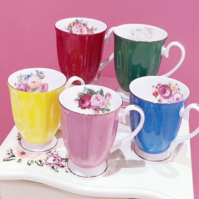 ボーンチャイナ マグカップ レッド 【薔薇雑貨...の紹介画像3