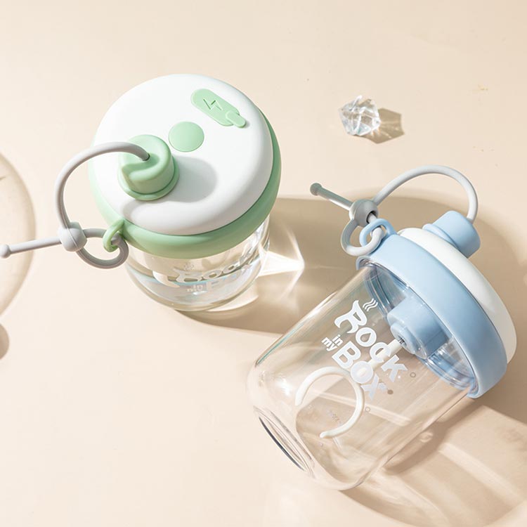 電動シェイカー シェイク 250ml 充電式 プロテインシェイカー パウダードリンクミキサー 携帯 ドリンクミキサー コードレス 粉末飲料 パウダードリンク シェイク 自動 撹拌 かき混ぜる ドリンクボトル 水筒