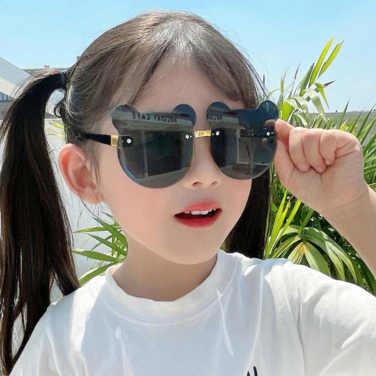 全15色 キッズ ベビー サングラス 花びらサングラス 眼鏡 写真映え 紫外線 対策 かわいい 子供 偏光レンズ Uvカット 紫外線カット 透明 男の子 子供メガネ おもちゃ 軽量 売却 海 スポーツ アウトドア キャンプ クリア ミラーレンズ プール 女の子