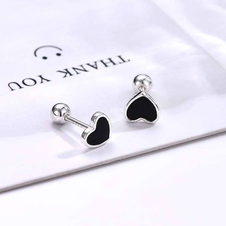 anafarmのピアス ハート ハートピアス シルバー ボールキャッチ 大人 カジュアル きれいめ プレゼント silver999 小さい 小さめ 小ぶり オフィス 上品｜アングル2