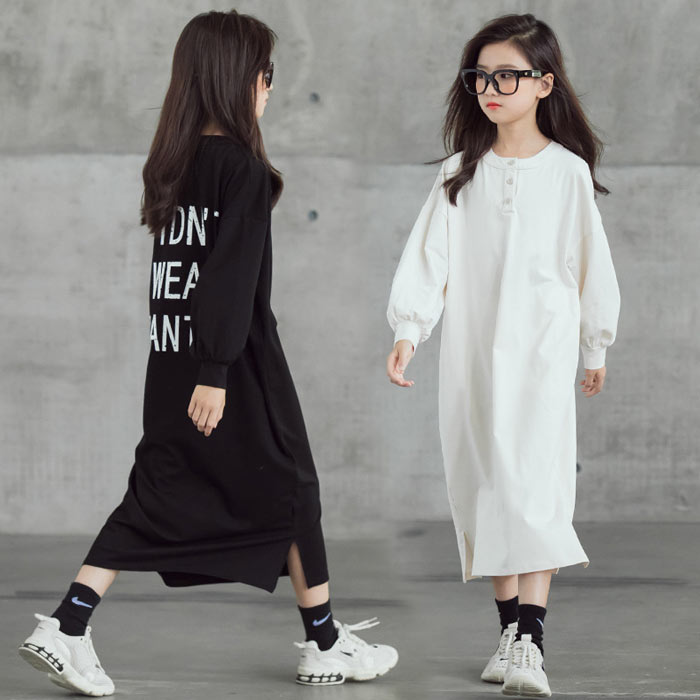 送料無料ロングワンピース チュニック フレアドレス キッズ 子供服 こども服 春 秋 Tシャツワンピース 女の子 女児 学生 丸首 丸襟 英字 英文 アルファベット プリント ワンピース マキシ丈 綿…