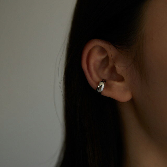 ■素材 SV925　Gold plating ■サイズ 直径 約1.2cm ※モニターの発色によって多少お色味が異なって見える場合があります。 こちらは、ネコポス発送商品になりますので、お届けまでに発送から1～2日かかります。