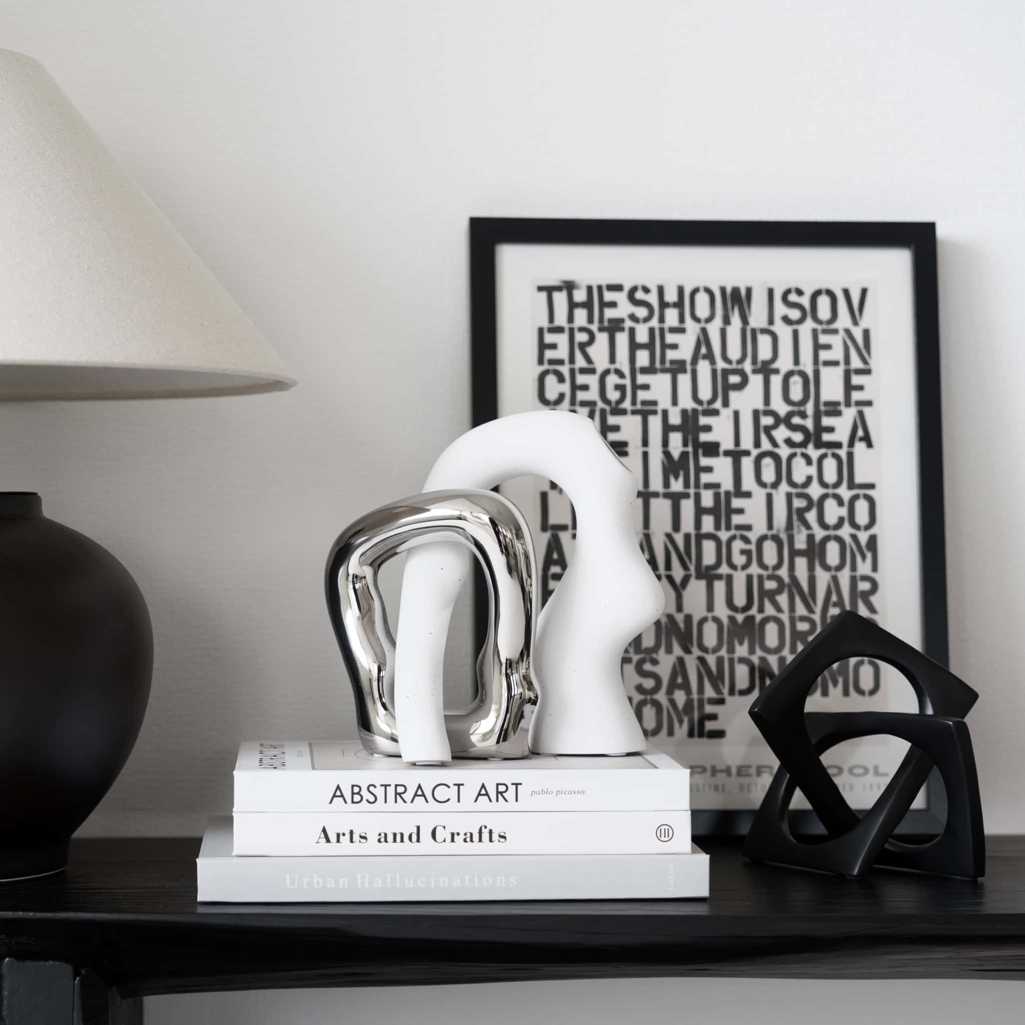 【コンビネゾンオブジェ】モダン　置物　ディスプレイ　ホテルライク　シルバー　ホワイト