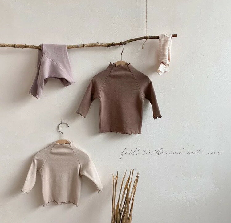 2カラー　キッズ　フリルタートルネックカットソー　韓国子供服　66cm〜90cmのサムネイル