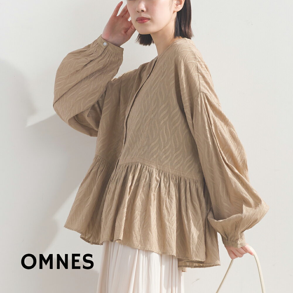 【OMNES】コットンジャガード裾ギャザーブラウス レディース カジュアル ナチュラル 長袖 シャツ 裾フレア ジャガード生地 インド綿 春夏のサムネイル