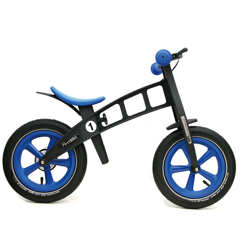 対象年齢 　 素材 　 ポリアミド樹脂 メーカー 　Firstbike（ドイツ）※生産は台湾 サイズ 　本体長さ:約85cm 　シート高さ:約35cm〜約45cm 　本体重量:約3.9kg ドイツデザインの、バランスバイク。 ヨーロッパをはじめ、各地で人気の高いFirstBIKE。 アスファルト等の舗装面にて圧倒的なグリップ力。 タイヤのサイドにリフレクターが施された ドイツ・Schwalbe社のレーシングタイヤを履いたリミテッドモデルです。 FirstBIKEはペダルが無い二輪車で、足で地面を蹴って駆け出します。 3輪車よりも自由に駆け回る事ができ楽しくて、2輪のバランス感覚を養える。 「ペダル無し二輪車」として似たような商品も多いのですが、 このFirstBIKEはその先駆けで、その安全性と機能性では群を抜いています。 ブレーキはもちろんのこと、各所に安全機構を備えています。 本体は頑丈なグラスファイバーが含まれた素材で作られていますので、 粘りがあり、強い力が掛かってもすぐに元通りになるという特性があります。 これは、もし転んだ際や衝突した際に、僅かでも衝撃を吸収するように設計されています。 ちなみに制限体重以上の大人などが乗ろうとするとグニグニと曲がりますが、 制限体重以下の子どもが乗る際はしっかりと安定しています。 【注】大人の方は乗らないでください。破損し怪我をする恐れがあります。 バランスバイクに、ブレーキは絶対に必要です。 ブレーキが使えるようになるのは、おおよそ3歳頃からとなります。 それまでは足を地面に押し付けて止まる必要がありますが、 自転車にステップアップする際に、このFirstBIKEで練習しておくことをおすすめします。 ブレーキは信頼性のあるドラムブレーキ。 ドラムブレーキというとエンジン付きのバイクのようですが、 自転車のような「リムを挟み込む」形式ではないのは、 子どもが指などを挟む危険性がないように。 ブレーキレバー部と作動部のネジを調整することにより ハンドルとレバーの距離を調整できますので、 子どもの手の大きさに合わせることができます。 まずは「足で止める」という方法に加え、 その後の自転車へ乗り換えることや、 ブレーキの操作を覚えることはとても重要です。 シートは「乗馬の鞍」のように。 子どもがしっかりと座れるように。 安全に。滑ることがないように。 おしりが痛くならないように。 ちょっとした上り坂や下り坂でも、おしりがシートから落ちることがないように設計されています。 快適に楽しく乗ることができるように、 FirstBIKEのシートは乗馬の「鞍」のようです。 滑り止め加工が施された柔らかいゴムで、 子どものおしりをしっかりと支えてくれます。 シート高は地面から約35cm〜約45cm。 ノブで無段階に調節する事ができます。 子どもが乗ったときに、 ペッタリと足がつく高さに設定してくださいね。 ☆ロワリングキットもご検討くださいませ☆ 子どもの身長が90cm以下の場合は、 シート高を下げるオプションパーツがありますので、 下記ページのロワリングキットもご検討くださいませ。 特に最初は、地面に足がべったり付く方が安全に楽しく遊べますので、 心配な場合は余裕をもって装着しておくことをお薦めします。 「FirstBIKE用 ロワリングキット」はこちら 二輪車として、高い品質を求めて。 それはドイツのサイクリストによりデザインされ、 開発されてから10年以上の改良を繰り返し、 今では生産は台湾にて行われ、高品質を保っています。 ご存知でしょうか？ 自転車好きの方はには有名な話ですが、 台湾の生産技術は世界トップクラスです。 品質面では、中国製の二輪車とは大きく異なります。 世界的トップブランドのメーカーも、 その多くのモデルは生産も台湾です。 特に二輪車においては、台湾は高い品質を誇っています。 保証について 日本国内において、FirstBIKEはお買い上げから1年間の保証を致します。 初期の不良および取扱説明書に沿った正しい組立と使用および保管において、 商品が故障してしまった場合は、無償にて修理致します。 但し、以下の場合は保証規定の範囲外となり有償での修理となりますのでご了承下さい。 ・取扱説明書の内容および注意にしたがって使用していないことによる故障。 ・タイヤ、チューブ、ブレーキパーツなどの消耗品の交換。 ・火災、地震、水災、落雷などの天災地変や公害、塩害、虫害などによる故障。 ・改造または分解したことによる故障。 ・Lowering Kitなどのオプションパーツの取付または取外し方法の誤りによる故障。 ・汚れ、傷、退色、変色、製品箱のダメージ。 ・引取・お届けの梱包および配送費用。 ・本書の提出が無い場合、または本書の内容を書きかえられた場合。 楽しく遊ぶために 【重要な注意事項】 以下の内容および取扱説明書の内容を守らずに乗車または使用された場合は、 人が死亡または重傷を負う可能性がありますので必ず取扱説明書の内容と合わせてご確認ください。 ・公道での走行はしないでください。 ・保護者は絶対に目を離さないでください。 ・ヘルメットを必ず着用してください。 ・対象年齢、制限体重をお守りください。 ・異常があった場合は乗車しないでください。 ・転倒により怪我をする場合があります。 FirstBIKEの品質は高いですが、自転車ではありません。 乗車する子どもはまだ様々な危険性を理解していません。 危険ですので絶対に公道（道路に併設された歩道含む）を走ってはいけません。 公園や広場などの安全な場所で遊びましょう。 また、ヘルメットは必ず着用し、 必要に応じてグローブなどプロテクターも付けて遊びましょう。 尚、ヘルメットなどは頭のサイズにしっかりあったものを店頭で合わせてからご購入してください。 FirstBIKEはとても安全を考慮した二輪車ですが、 その安全性は、それらを守ったうえで発揮されるもの。 遊ぶときは必ず保護者が目を離さず、一緒に楽しく遊んでください。 FirstBIKEで遊ぶことにより、子どもは必ず転びます。何かに衝突するかもしれません。 それにより泣くときもあるでしょう。怪我をすることもあると思います。 場合によっては他の誰かに怪我をさせてしまう事もありますので、注意して頂くことが多くございます。 こういった遊びをさせるかどうかは、それぞれのご家庭で判断するかたちになりますが、 運動能力や感覚がぐんぐん伸びる頃、楽しく有意義な時間を過ごして頂ければ幸いです。FirstBIKEは下記の安全認証と、数々の世界的評価を受けています。