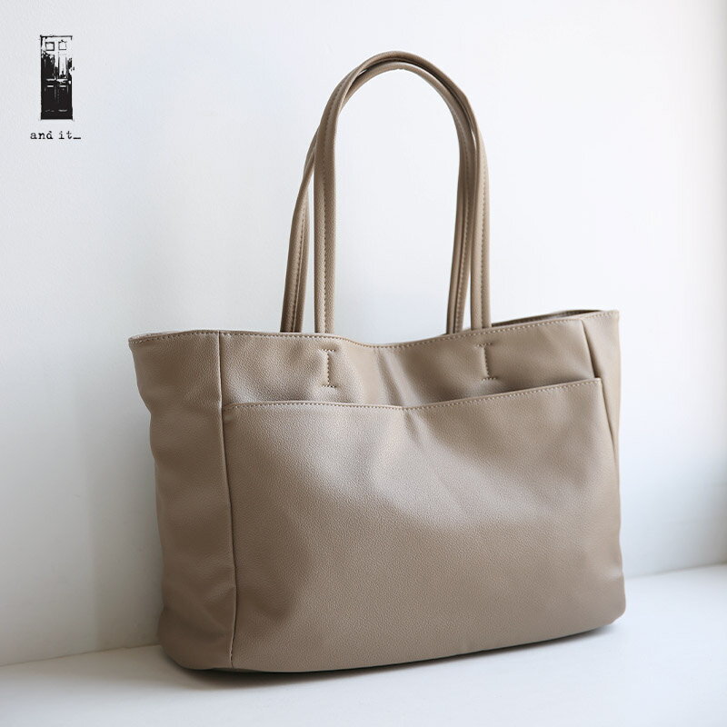 バッグ レディース スクエアトートバッグ フェイクレザー 合皮 上品 大人 シンプル きれいめ 綺麗め デイリー 日常 お出掛け お洒落 大人可愛い A4 通勤 通学 モカ 春 夏 秋 冬 メール便不可