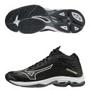 メーカー ミズノ（MIZUNO） カテゴリー バレーボール 分類 シューズ 商品名 ミズノ（MIZUNO）　V1GA225001　バレーボール　シューズ　WAVE LIGHTNING Z7 MID　ウエーブライトニング Z7 MID 22SS 品番 MZ-V1GA225001 カラー・仕様・サイズ カラー：01（ブラック×ホワイト） 素材甲材：合成繊維/人工皮革底材：合成底 インソール：MIZUNO ENERZY INSOLE（取り外し可） シューズ幅：2E相当の方向け 生産国：ベトナム製 商品説明 クイックネスな動きに更なる磨きをかけた、スピードモデル。ミズノエナジー搭載でクッション性を追求。 　 　 　 　 　 　 　 　 ※この商品のカラーは、 01（ブラック×ホワイト） となります。