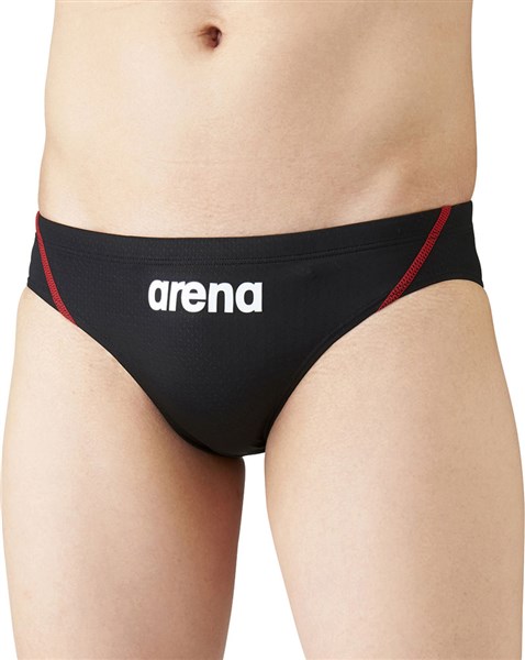 メーカー ARENA（アリーナ） カテゴリー スイミング 分類 水着 商品名 ARENA（アリーナ）　ARN1023MJ　BKRD　スイミング　水着　ボーイズ 競泳用 ジュニアリミック　20SS 品番 DS-ARN1023MJ-BKRD カラー・仕様・サイズ 素材：AQUQ XTREME（ポリエステル70％・ポリウレタン30％） 仕様：Fina承認モデル カラー：ブラック/レッド 原産国：日本又は中国 商品説明 各地域大会に出場するスイマーにお勧めの「AQUA ADVANCED」シリーズ。公式大会に出場するために必要なFINA（国際水泳連盟）承認モデルです。ポリウレタンを身体に巻き付く横方向に配置し、従来モデル「X-PYTHON2」との比較で、たて方向の伸長率を約5％UPした素材「AQUA XTREME」を採用する事で泳ぎ易さを追求したニット素材競泳モデルになっております。大会に慣れてきて、次はタイムを狙いたいという方はぜひお試しください！ 　 　 　 　 　 　 　 　 ※この商品のカラーは、 BKRD（ブラック/レッド） となります。