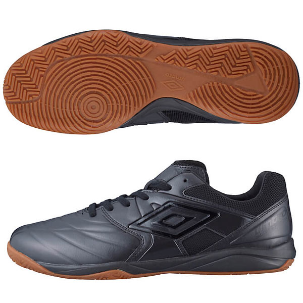 メーカー UMBRO（アンブロ） カテゴリー フットサル 分類 シューズ 商品名 UMBRO（アンブロ）　UF2VJB02BB フットサル　シューズ インドア用　アクセレイター サラ WIDE IN　23SS 品番 DS-UF2VJB02BB カラー・仕様・サイズ カラー：BB（ブラック×ブラック×ブラック） 素材アッパー：合成皮革アウトソール：ゴム底 シューズ幅：ワイド 対応コート：インドア（室内）用 対象：メンズ・ユニセックス 生産国：ミャンマー製 商品説明 『ACCERATOR』シリーズのインドア専用フットサルシューズ 。日本国内企画で足幅の広いプレーヤーも安心のワイドラスト。前甲部の縫製をなくし、足馴染み感を高めるノンステッチパターンを採用。インドアコート向けノンマーキングソール。クッション性・反発性を考慮し、弾力性と柔軟性に優れた軽量素材を使用したインジェクションEVAをミッドソールに採用。 　 　 　 　 　 　 　 　 ※この商品のカラーは、 BB（ブラック×ブラック×ブラック） となります。