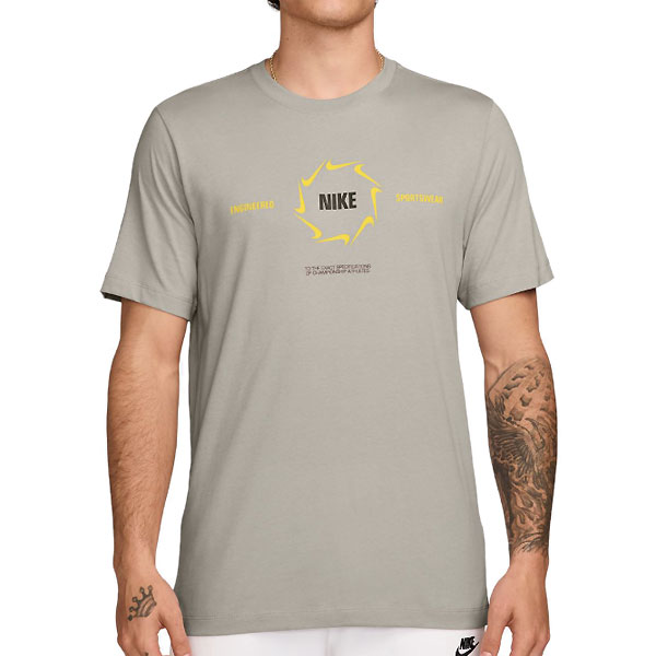 <限定クーポン発行中 11/27 01:59まで ブラックフライデー> <ネコポス発送 送料無料> ナイキ(NIKE) HQ9162 009 マルチSP NSW...