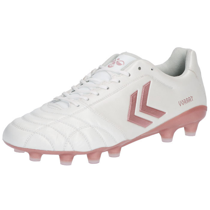 メーカー ヒュンメル（hummel） カテゴリー サッカー 分類 スパイク 商品名 ヒュンメル（hummel）　HAS1244SW 1025　サッカー　スパイク　VORART ヴォラート 3 PRO SUPERWIDE 26FW 品番 SSK-HAS1244SW-1025 カラー・仕様・サイズ カラー：1025（ホワイト×ピンクゴールド） 素材アッパー：カンガルーレザー/人工皮革アウトソール：合成樹脂 シューズ幅：4E相当（スーパーワイド） 対応グラウンド：人工芝対応・天然芝・土グラウンド 対象：メンズ・ユニセックス 生産国：ベトナム製 商品説明 アッパー前足部にカンガルーレザー、中足部以降にしなやかな人工皮革｢ナノフィットスキン｣を採用することで優れたフィッティングを実現。アウトソールは軽量性・反発性に優れたナイロン樹脂をベースに、スタッド部分へ耐摩耗性に優れたウレタン樹脂を採用。変形丸型スタッドがグリップ性を向上。4E相当のスーパーワイドラストを採用。 　 　 　 　 　 　 　 　 ※この商品のカラーは、 1025（ホワイト×ピンクゴールド） となります。