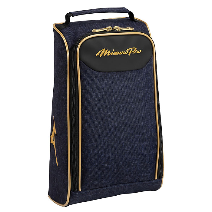 メーカー ミズノ（MIZUNO） カテゴリー 野球 分類 シューズケース 商品名 ミズノ（MIZUNO）　1FJKD90614 野球　バッグ ＜ミズノプロ＞ シューズケース 26AW 品番 MZ-1FJKD90614 カラー・仕様・サイズ カラー：14（ネイビー杢） 素材：ポリエステル/合成皮革 サイズ：L21×W12×H33cm シリーズ：ミズノプロ 生産国：中国製 商品説明 ミズノプロシューズケース。表地に色落ちに強く、環境に優しい原着杢生地採用。 　 　 　 　 　 　 　 　 ※この商品のカラーは、 14（ネイビー杢） となります。