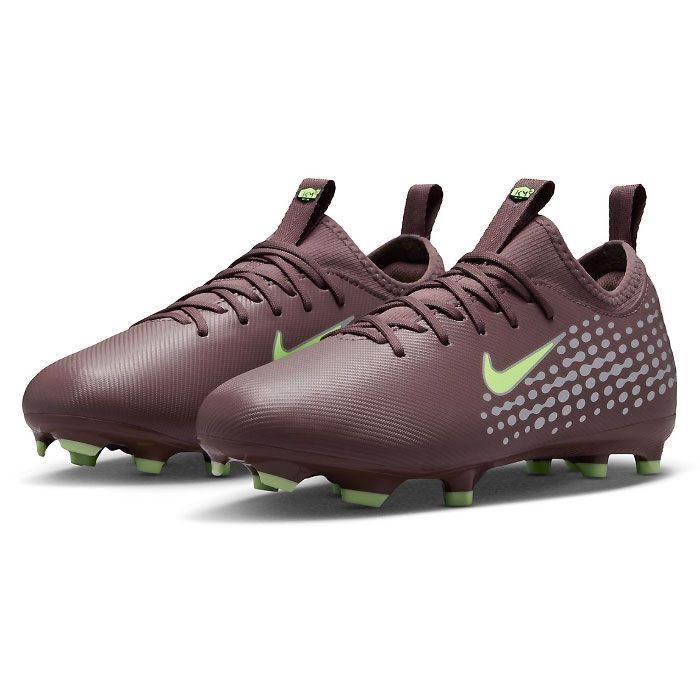 ナイキ（NIKE）　FQ8394 2