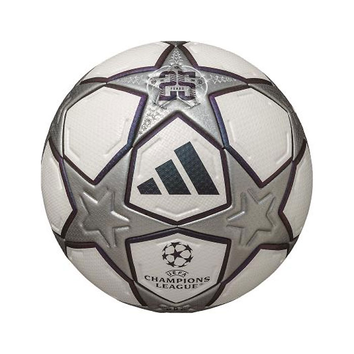 メーカー adidas（アディダス） カテゴリー サッカー 分類 ボール 商品名 adidas（アディダス）　ADF540TF　サッカー ボール フィナーレ 25周年記念モデル プロ 5号球（天然芝用） 26SS 品番 MT-ADF540TF カラー・仕様・サイズ カラー：ホワイト×シルバー 素材：人工皮革 サイズ：5号球 製法：サーマルボンディング 対応グラウンド：天然芝用 生産国：パキスタン製 検定：国際公認球 商品説明 フィナーレの登場から25周年を記念して、UEFAチャンピオンズリーグ00-01シーズンのボールデザインからインスピレーションを受けた芝用アニバーサリーモデル。 　 　 　 　 　 　 　 　 ※この商品のカラーは、 ホワイト×シルバー となります。