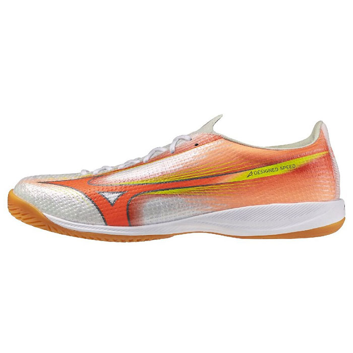 メーカー ミズノ（MIZUNO） カテゴリー サッカー 分類 トレーニングシューズ 商品名 ミズノ（MIZUNO）　P1GF266254　サッカー　フットサルシューズ　インドア用　ミズノ アルファ 3 ELITE IN 26AW 品番 MZ-P1GF266254 カラー・仕様・サイズ カラー：54（ホワイト×オレンジ×イエロー） 素材甲材：合成皮革/合成繊維底材：ゴム底 インソール：ミズノエナジーxpインソール(取り外し可) 対応コート：インドア（室内） シューズ幅：2E相当 重量：約245g（27.0cm片方） 生産国：ベトナム製 商品説明 クッション性と素足感覚を追求したフルミッド仕様のソールを搭載したインドアモデル。ニット素材を採用した新3層構造のアッパーが足を包み込むような柔らかなフィット感を実現。ミッドソール全面には柔らかさと反発性に優れたMIZUNO ENERZYを採用。ミズノ史上最高のインソール用高反発素材を使用した、ミズノエナジーxpインソールも魅力。 　 　 　 　 　 　 　 　 ※この商品のカラーは、 54（ホワイト×オレンジ×イエロー） となります。