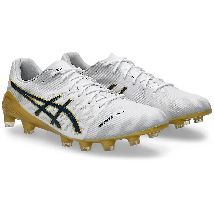 メーカー asics（アシックス） カテゴリー サッカー 分類 スパイク 商品名 asics（アシックス）　1101A070 110　サッカー　スパイク　DS LIGHT ACROS ライト アクロス 3 スタンダード　26AW 品番 AS-1101A070-110 カラー・仕様・サイズ カラー：110（White×Midnight） 素材アッパー：合成樹脂アウターソール：合成底インナーソール：合成樹脂（取替式） シューズ幅：STANDARD 対応グラウンド：ハードグラウンド・ロングパイル人工芝 対象：メンズ・ユニセックス 生産国：ベトナム製 商品説明 DS LIGHT ACROS 3 は、さまざまな局面で優れたフィット性とホールド性を発揮。新しく採用されたジャカードメッシュはよりやわらかく優れたフィット性を提供。また、外付けヒールカウンターはかかと部の安定性を高め、さまざまなプレーをサポート。 　 　 　 　 　 　 　 　 ※この商品のカラーは、 110（White×Midnight） となります。
