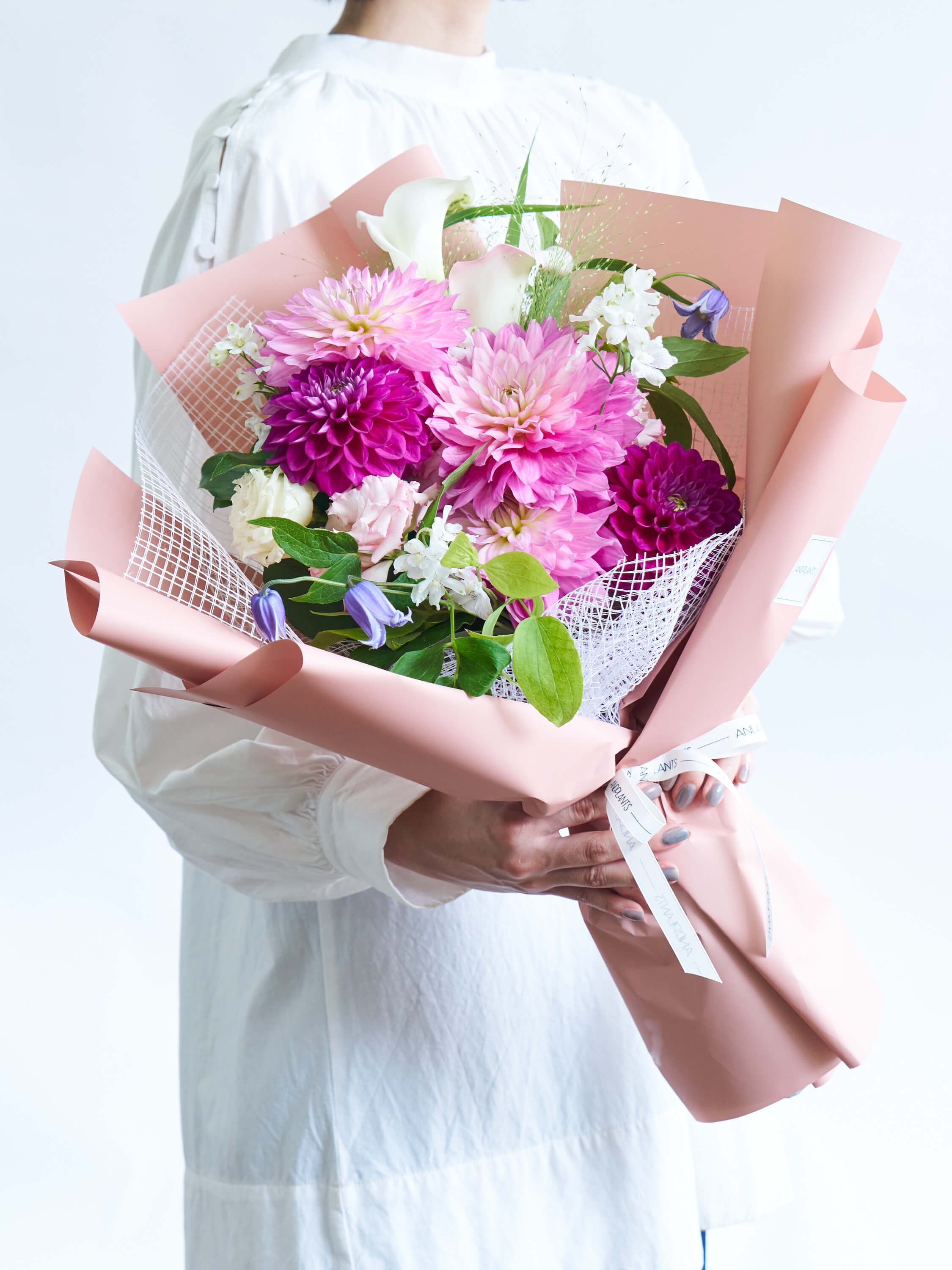 花束 ブーケ ダリアの花束 ダリア ピンク ANDPLANTS アンドプランツ ギフト プレゼント 誕生日 記念日 ..