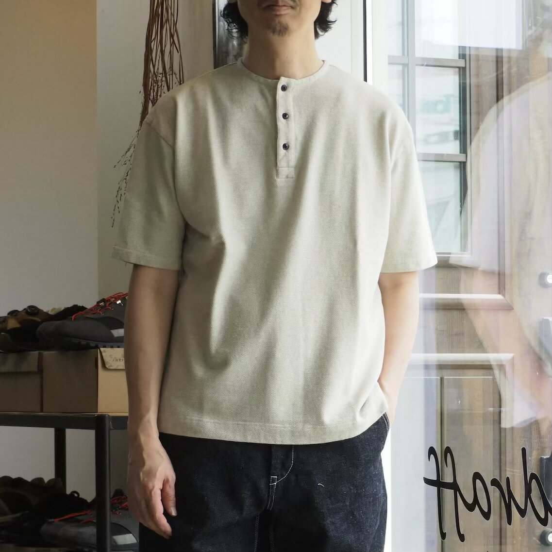 Rakuten - 【凹凸のある鹿の子ヘンリーネックT】kepani(ケパニ)/PIQUE HENRY NECK T/ヘンリーネック/【OATMEAL/LIGHT GRAY】全2色