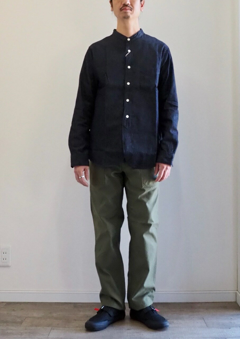 【イギリス軍バンドカラーシャツから着想】F.O.B factory(エフオービーファクトリー)/DENIM BAND COLLAR SHIRT/メンズ/シャツ/デニム/日本製/【おすすめ】