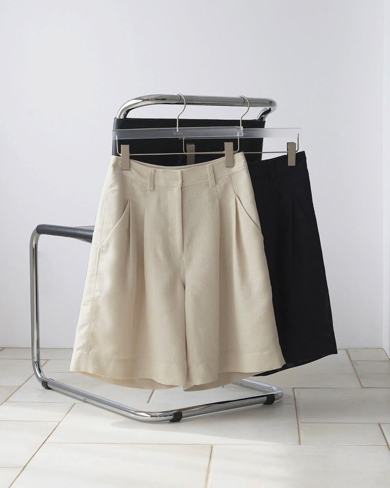 Rakuten - ＊即出荷OK 土日も対応可能 anukeアンヌーク 2026 Spring/Summer Tuck Half Pants 62610716 ボトムス 2026年春夏 4月入荷予定