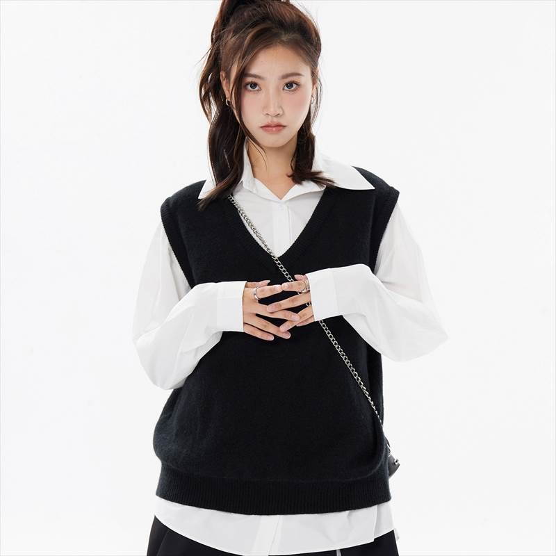 トップス ベスト ニット 春 秋 4色 レディース Vネック ノースリーブ オシャレ 送料無料 個性的 きれいめ かわいい 大人可愛い ガーリー 着回し 重ね着 シンプル カジュアル ラフ ジレ チョッキ 無地 華奢 細見え こなれ感