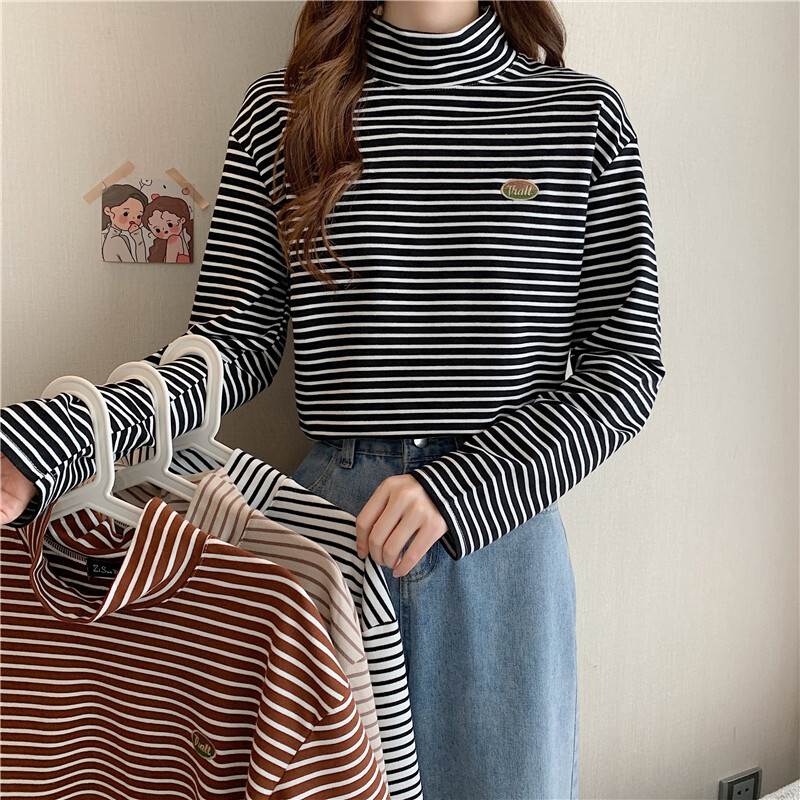 Rakuten - トップス ボーダー カットソー ロンT 4色展開 長袖 春 秋 レディース ワンポイント ハイネック タートルネック 送料無料 個性的 ゆったり 大きめ シンプル カジュアル ラフ ストライプ くすみカラー ルーズ ゆる リラックス 部屋着