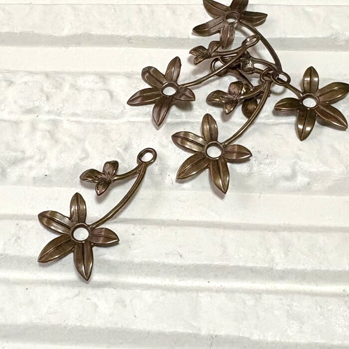 メタルパーツ vintaj チャーム バイオレット スプリッグ 小枝 usa製 リードフリー ニッケルフリー