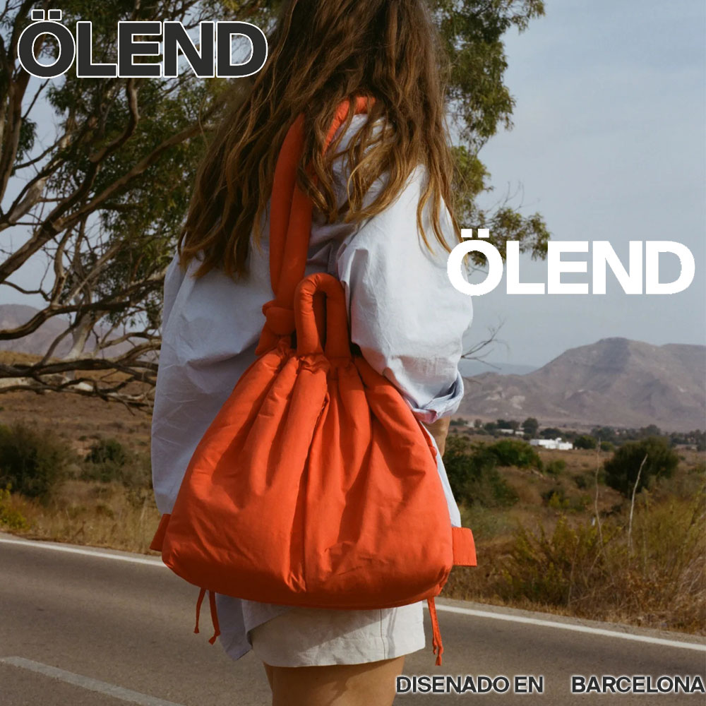 バービー 2024新入荷ブランド！保証付 返品OK Olend バルセロナ（オーレンド）ONA SOFT BAG ナイロン 3WAY バッグ リュック ショルダー トート バックパック instagram 人気 軽い 撥水 大容量 20代30代40代 バービー ユニセックス クッション 中綿 パデッドバッグ ダウン キルティング