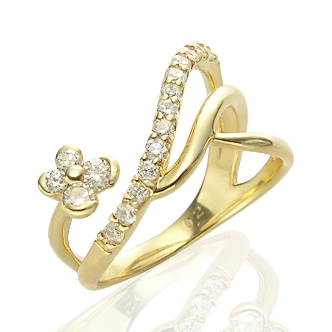 指の間にダイヤモンドお花が咲いたK...