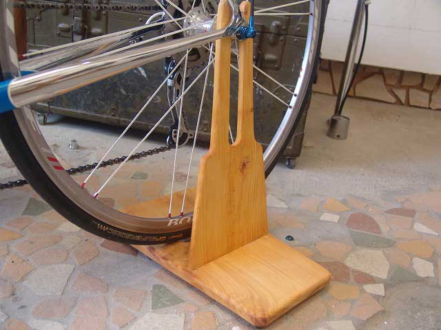 【期間限定10％OFF】木製自転車スタンド「ステージ」ディスプレイスタンド 23×36×4...
