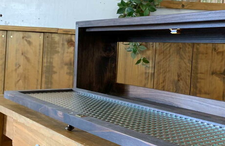 横型キャビネットダークブラウンフランス製チェッカーガラス83.5x15x26cm真鍮取手木製ひのき受注製作
