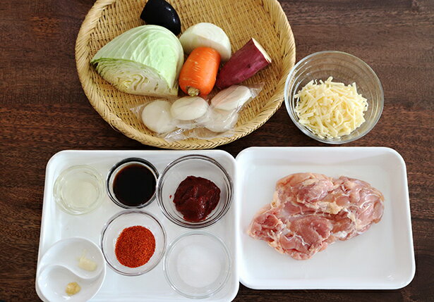 【BRUNOコンパクトホットプレートで作ろう!前編】ダブルでトロ〜リ!今、食べたい餅入りチーズタッカルビ