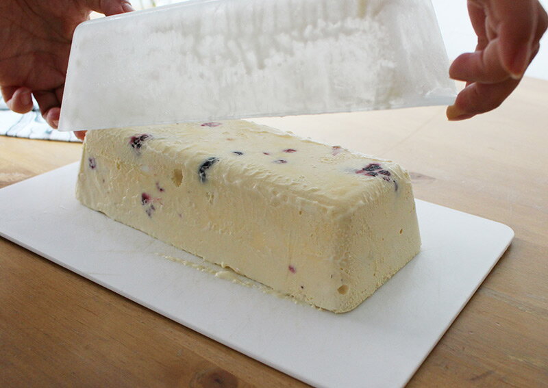 【今月のスイーツ】混ぜて冷やすだけ!「セミフレッド」は夏休みに作りたいアイスケーキ