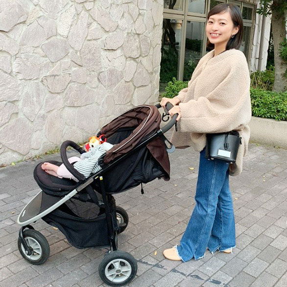 ベビーの防寒対策どうしてる?ちょっとお出かけに断然使える!「ママポンチョ」