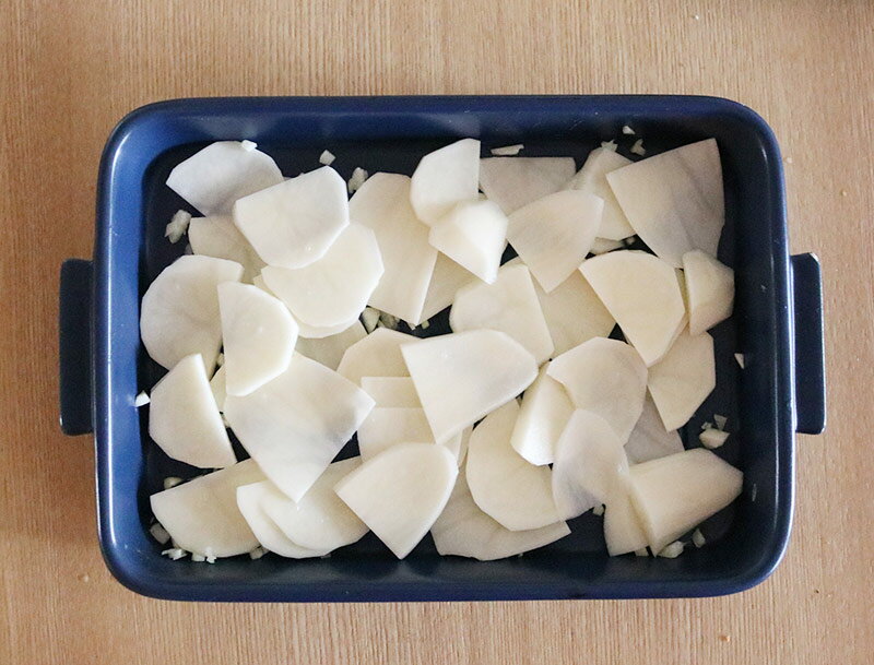 魚焼きグリルで簡単!グリラーで作る「チキンの濃厚ポテトグラタン」